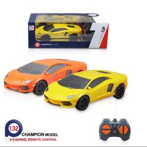 Top manufacturer 1:32 4 ways simulation r/c car w/o batteries