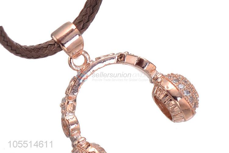 Best Quality Headphone Shape Inlay Zircon Pendant Fashion Necklace Accessories