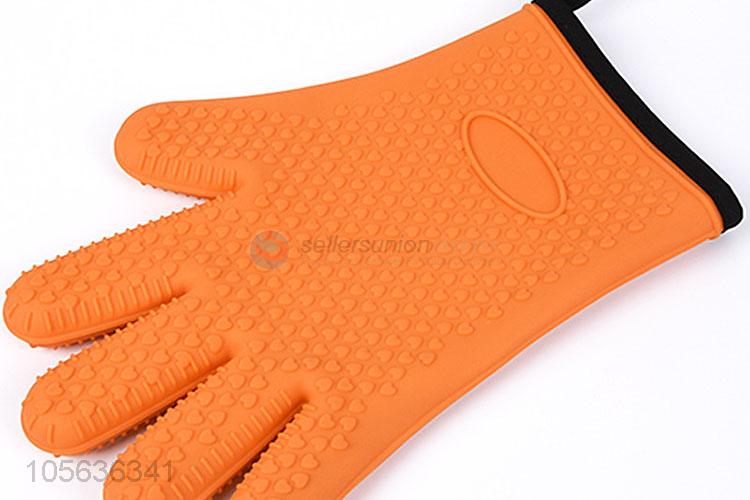 Best Quality 148g Heart Design Double-Deck Add Cotton Insulated Silicone Gloves