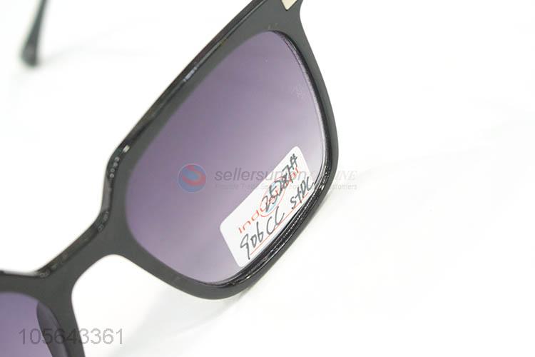 Wholesale low price fashionable custom men women uv400 sunglasses
