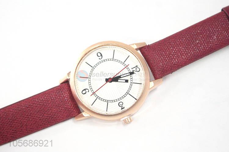 New Design Ladies Fashion Alloy Watch With Leather Watchband