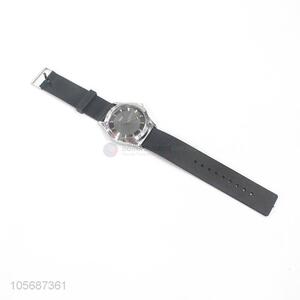 Good Quality Soft Watchband Alloy Watch For Man