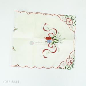 Factory Price Best Christmas Table Cloth