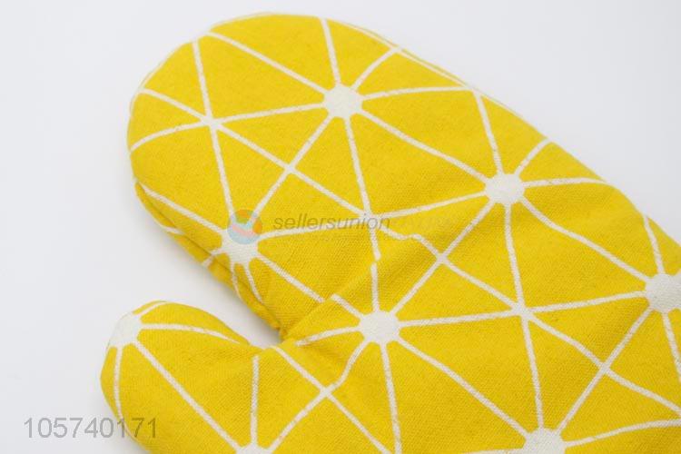 New Advertising Yellow Cooking High Temperature Oven Glove