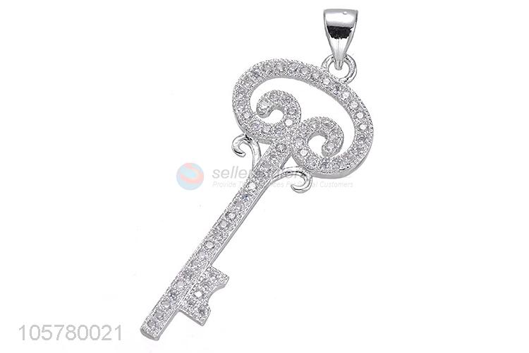 New Arrival Key Shape Inlay Zircon Pendant Fashion Jewelry