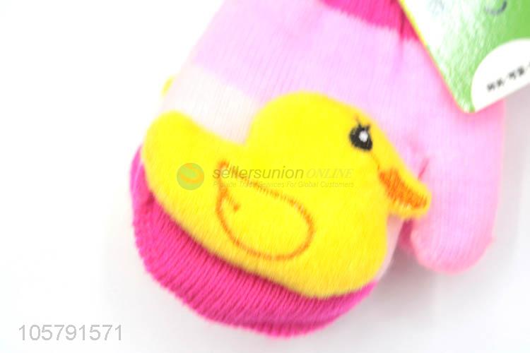 Wholesale Kids Yellow Duck Design Knitted Warm Gloves With Rope