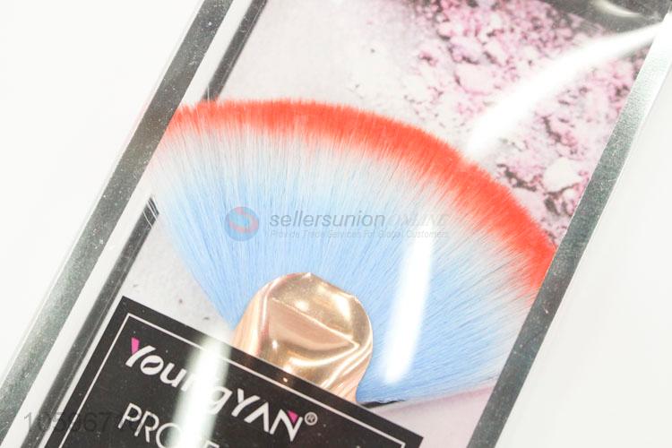 Customized plastic handle fan shape makeup foundation brush