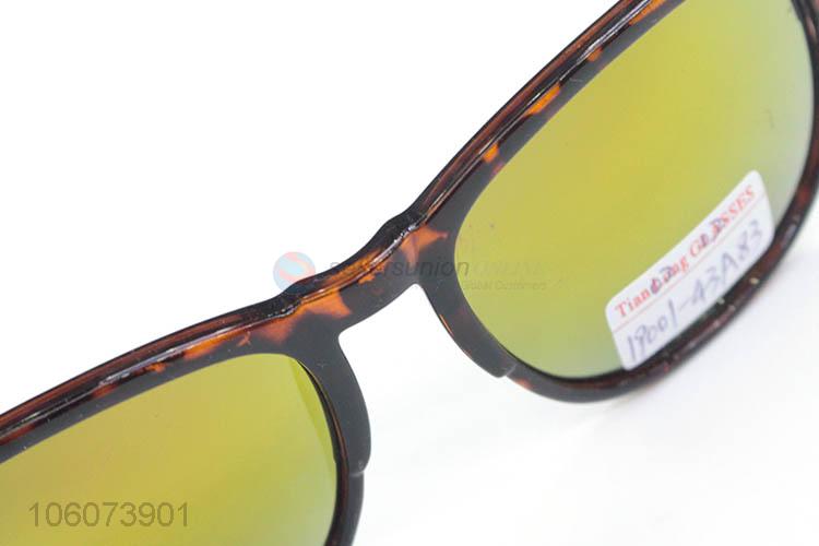 Cheap Price Classic Sun Glasses Travelling Sunglasses