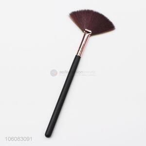 High quality nylon hair makeup brush black wooden handle powder brush