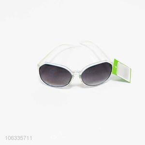 New Arrival Leisure Sunglasses With Transparent Legs