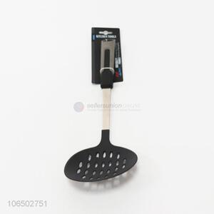 Top Selling Kitchen Utensil Nylon Leakage Ladle