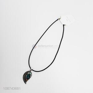 New arrival leaf alloy pendant colorful rihinestones necklace