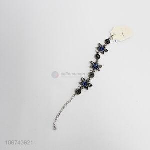China supplier antique alloy charms bracelet for women
