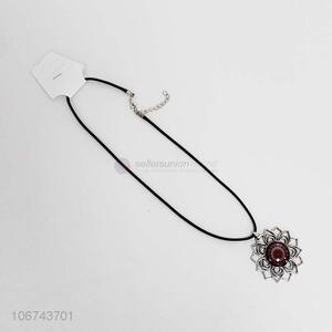 China OEM anti-silver filigreed pendant necklace