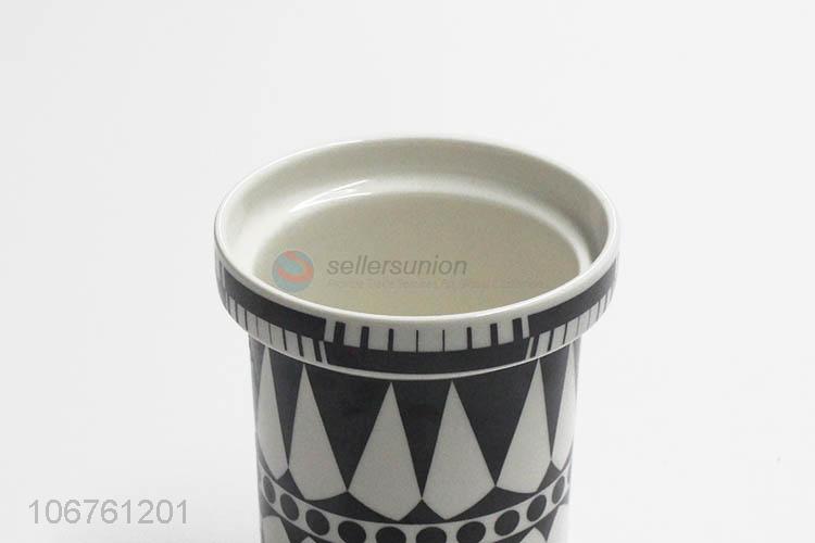 China manufacturer geometric pattern decal ceramic storage jar