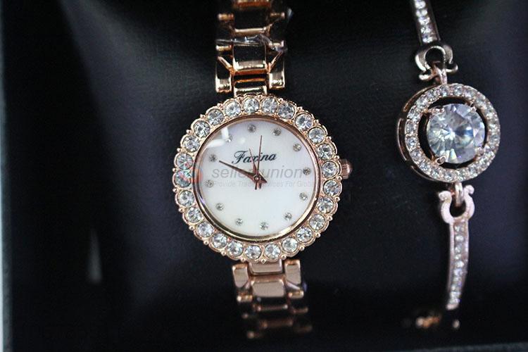 Luxury Design Ladies Alloy Watch Fashion Accessories