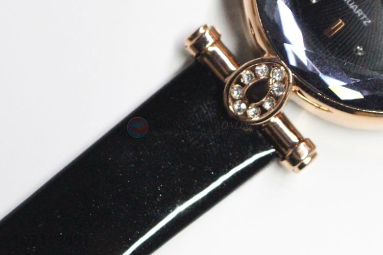 Custom Zinc Alloy Ladies Watch With Imitation Leather Band