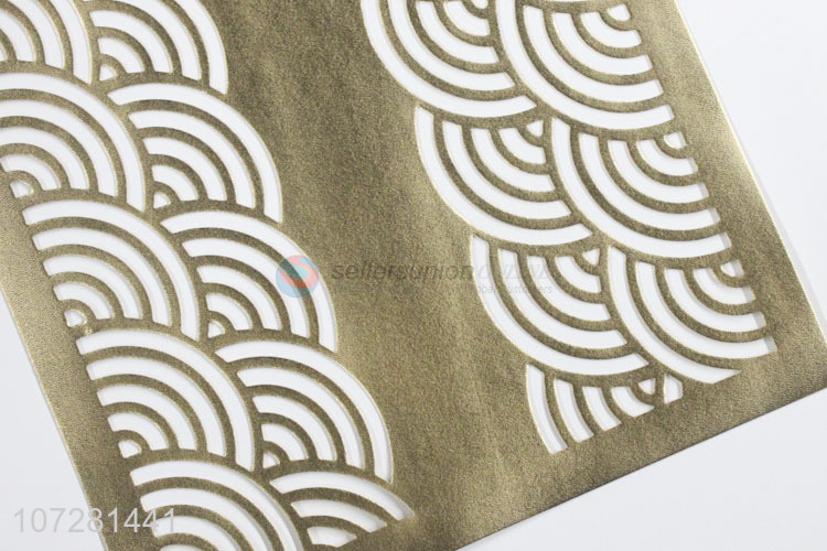 Good market fashion gold hollow pvc placemat for western restaurant
