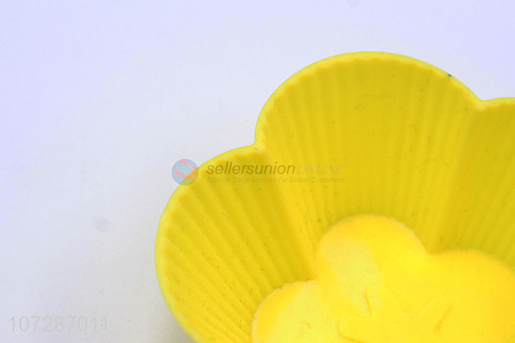 Popular products food grade flower shape silicone cake mold