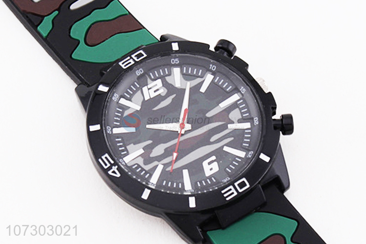 Cool Design Round Dial Silicone Watchband Men Watch