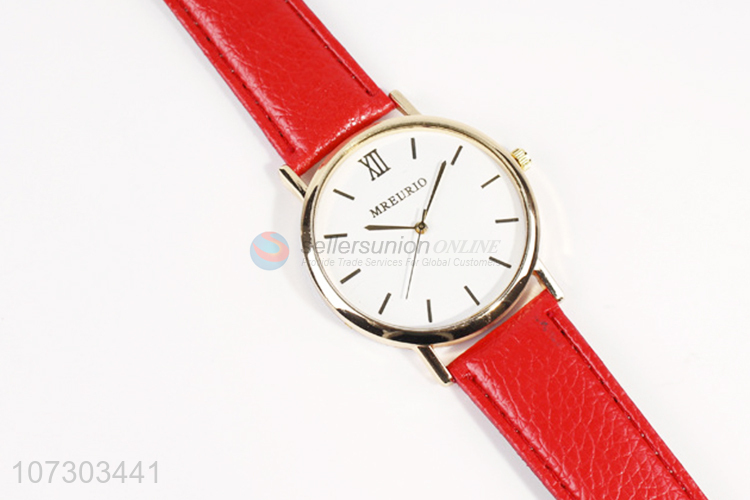 Wholesale PU Watchband Watch Cheap Ladies Watches