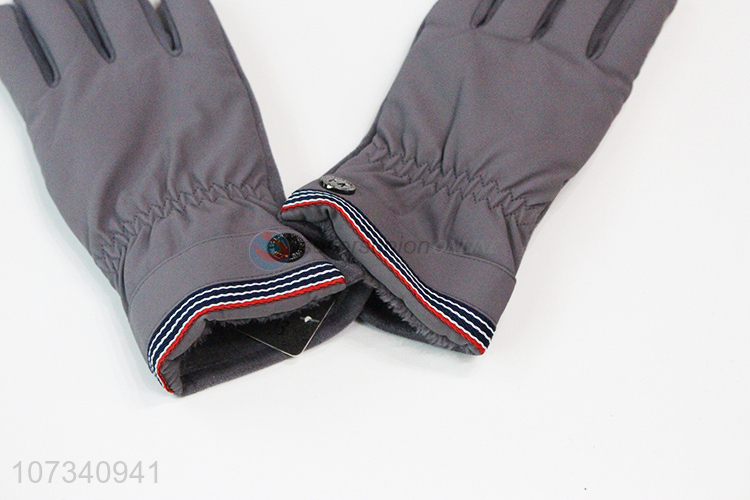 China supplier winter windproof anti-skid sports gloves for men