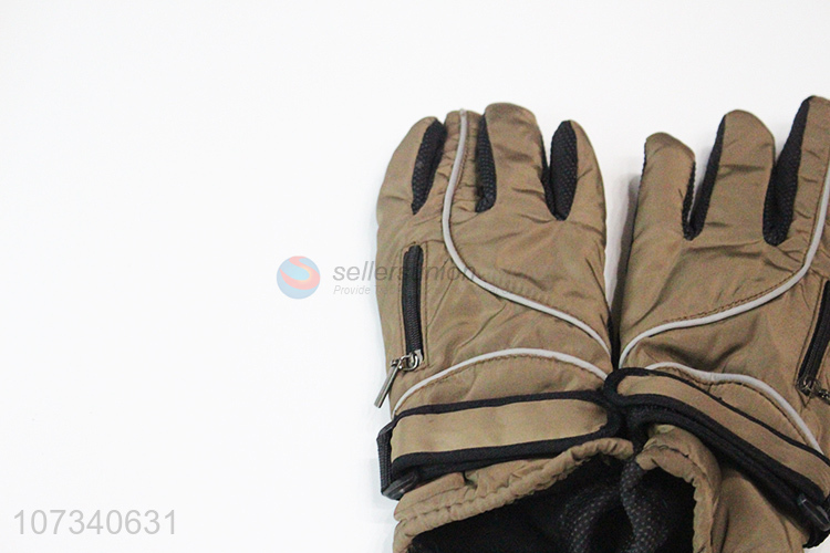 Superior quality men winter sports gloves for climbing & hiking