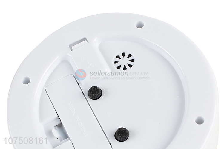 New products luminous plastic alarm clock quartz table clock