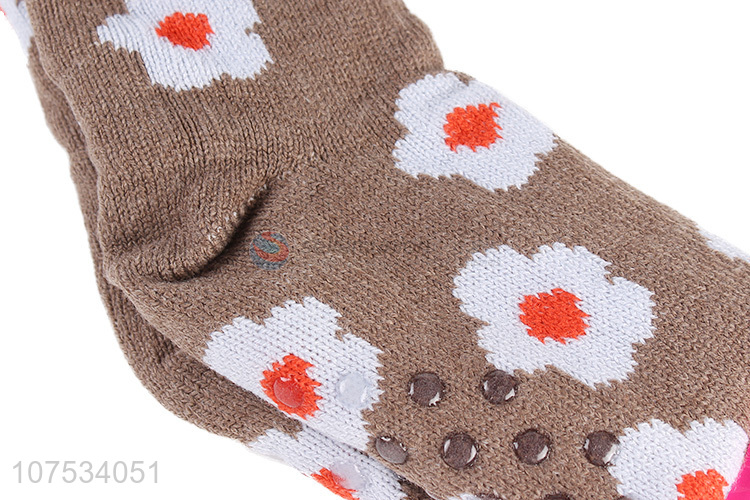 Best selling ladies winter knitted jacquard floor socks