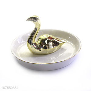 Factory Sell Luxury Jewelry Ring Holder Ceramic Plate With Swan Decoration