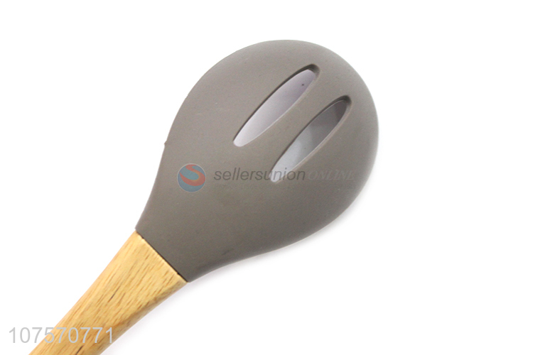 Bottom Price Wooden Handle Food Grade Silicone Slotted Serving Spoon