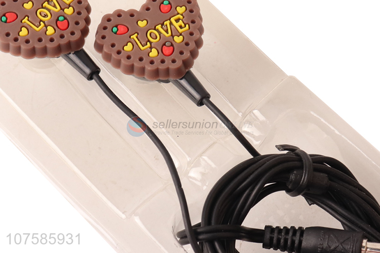 New products heart in-ear noise isolating stereo wired earphone