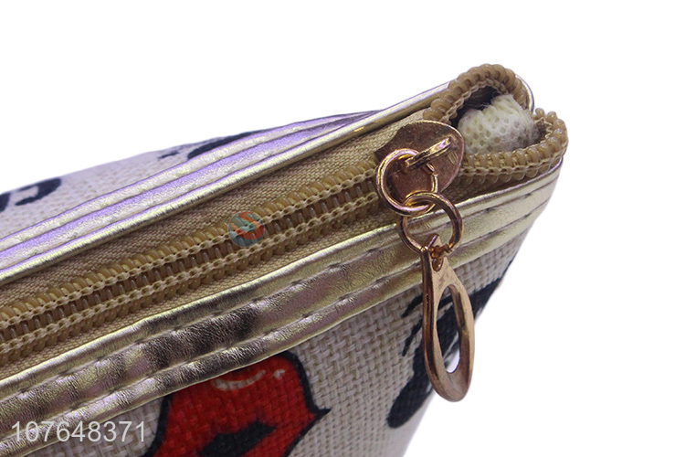 Sexy Red Lip Pattern Polyester Cosmetic Bag With Zipper