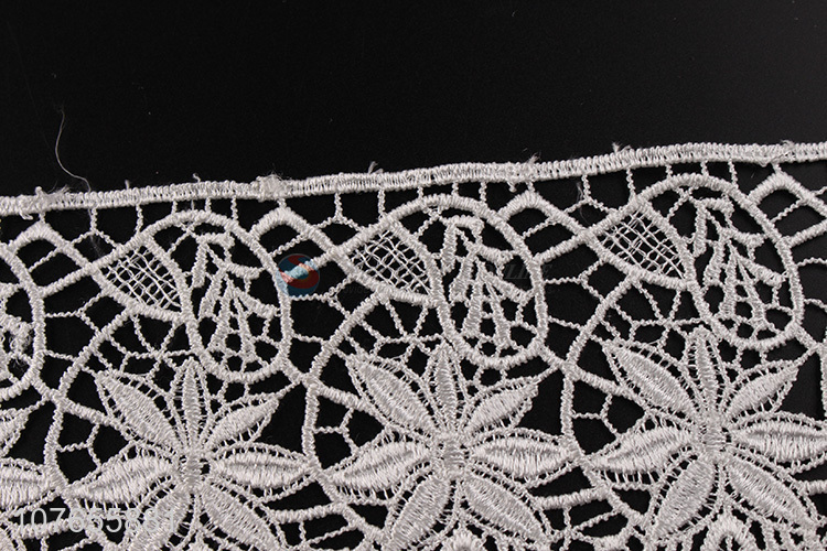 Newest design high quality white flower lace ribbon