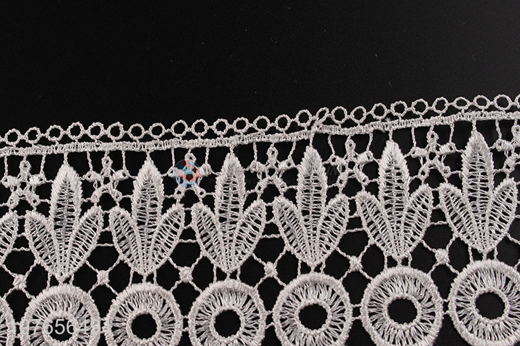 Factory price new style white lace ribbon for dressing decoration