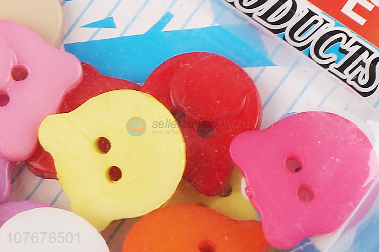 Wholesale cute cartoon shaped plastic buttons garment accessories