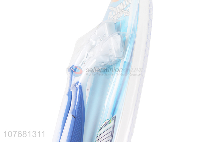 Safety triple blades round pivoting head shaving razors