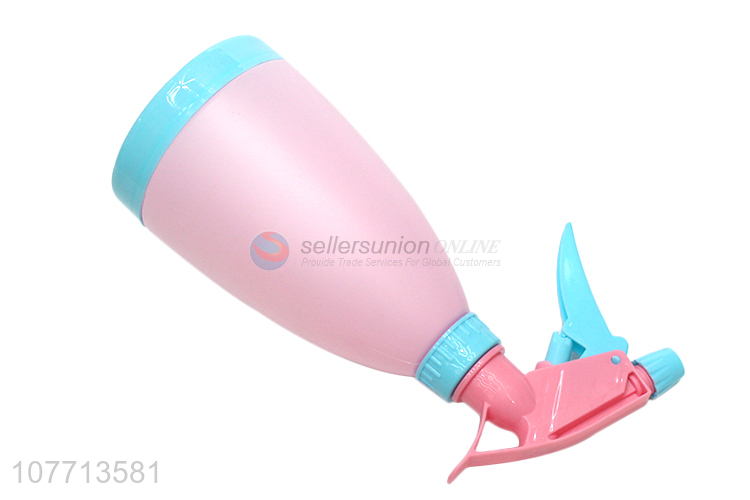 Wholesale Candy Color Watering Can Hand-Press Plastic Spray Bottle