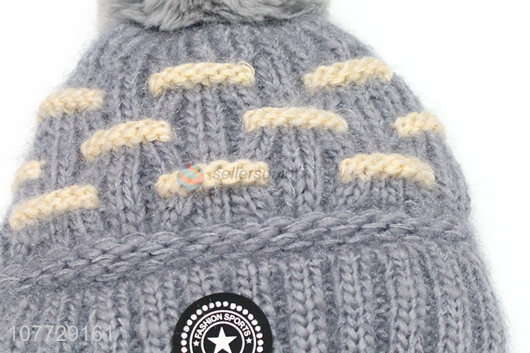 Hot selling women winter knitting hat fleece lined faux fur pompom hat