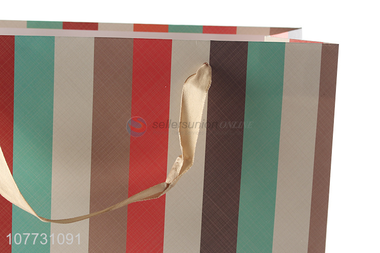 Simple fashion advertising shopping packaging bag vertical stripe gift bag