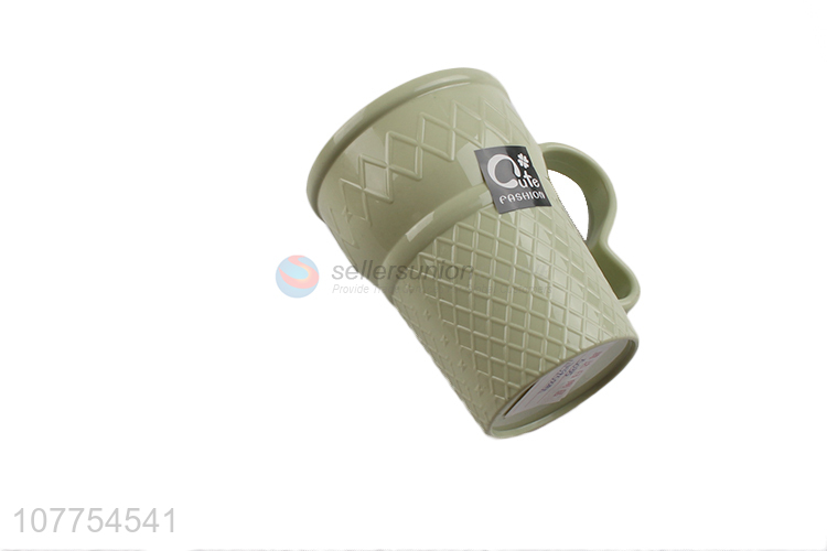 Good Price Plastic Water Cup Drinking Cup With Handle