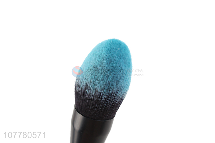 Good Sale Professional Makeup Highlight Brush Cosmetic Brush