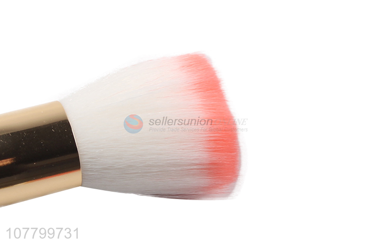 Good quality cheap cosmetic brush powder brush with wooden handle