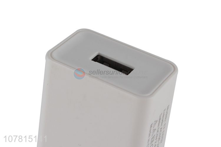 Yiwu wholesale white USB charging multifunctional plug
