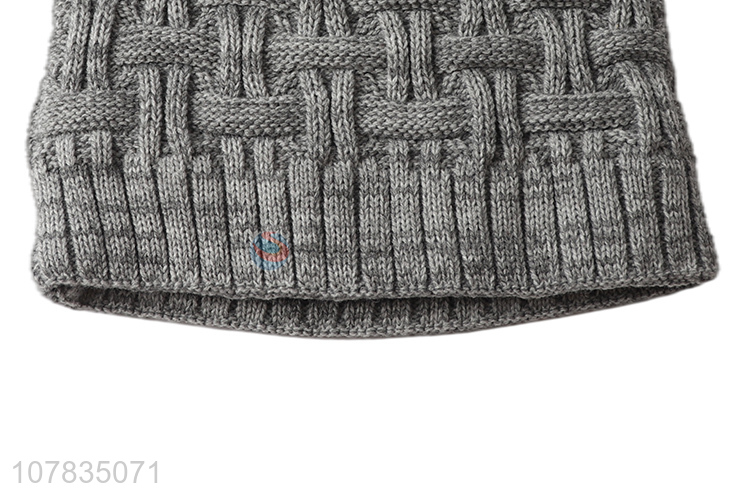 Hot selling fashionable men outdoor winter knitted beanies wholesale