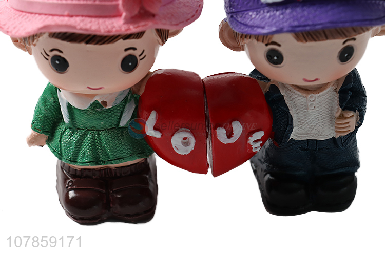 China products resin figurine lovers doll for home decoration