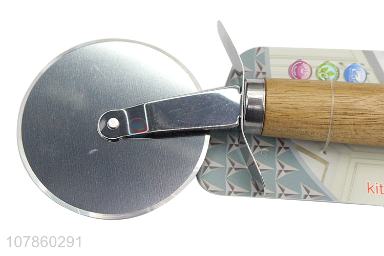 Good quality stainless steel pizza cutter with wooden handle kitchen baking tools