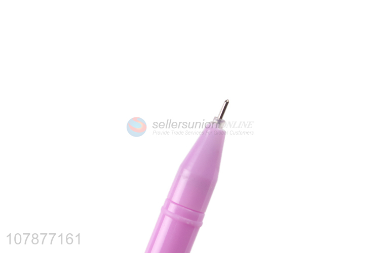 Yiwu wholesale purple student plastic writing pen with lid