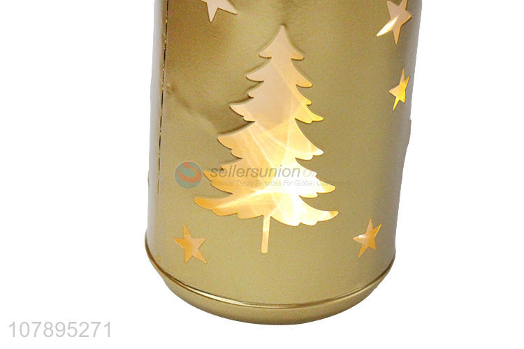 Most popular gold iron crafts Christmas candle holder Christmas gifts