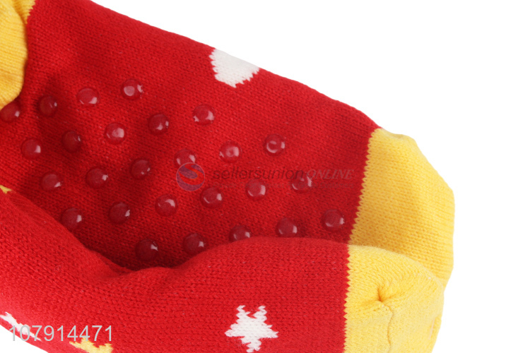 China supplier moon star pattern anti-slip winter home floor socks for women